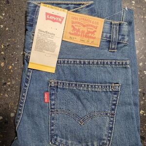 Levi's Classic Blue Jeans with Tan Label